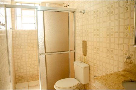 Banheiro de apartamento para alugar com 1 quarto, 53m² em Setor Central, Goiânia