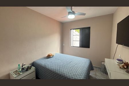 Casa à venda com 100m², 3 quartos e 2 vagas Casa à venda com 100m², 3 quartos e 2 vagasQuarto 1