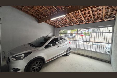 Casa à venda com 100m², 3 quartos e 2 vagas Casa à venda com 100m², 3 quartos e 2 vagasGaragem