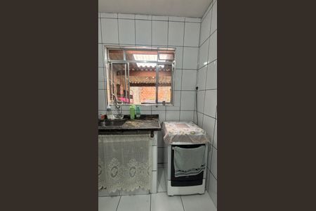 Casa à venda com 100m², 3 quartos e 2 vagas Casa à venda com 100m², 3 quartos e 2 vagasCozinha