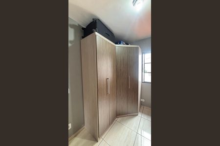 Casa à venda com 100m², 3 quartos e 2 vagas Casa à venda com 100m², 3 quartos e 2 vagasQuarto 2