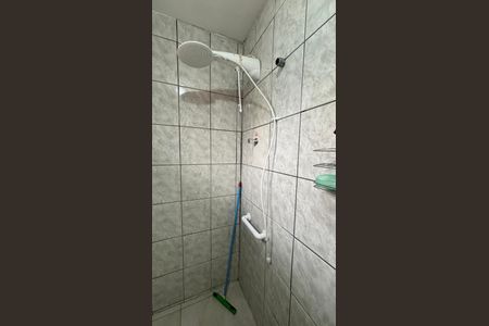 Casa à venda com 100m², 3 quartos e 2 vagas Casa à venda com 100m², 3 quartos e 2 vagasBanheiro