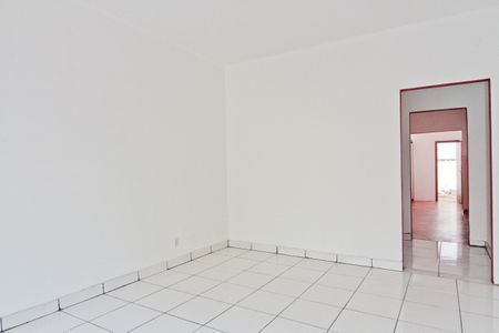 Casa para alugar com 150m², 2 quartos e sem vagaSala