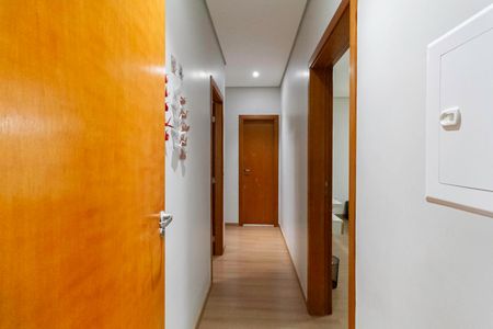 Casa à venda com 260m², 3 quartos e 2 vagasCorredor