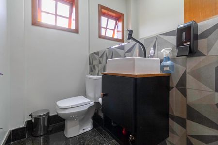 Casa à venda com 260m², 3 quartos e 2 vagasLavabo