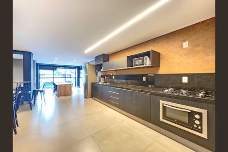 Apartamento à venda com 151m², 3 quartos e 2 vagas Apartamento à venda com 151m², 3 quartos e 2 vagasEspaço gourmet