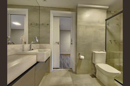 Apartamento à venda com 151m², 3 quartos e 2 vagas Apartamento à venda com 151m², 3 quartos e 2 vagasBanheiro Semi Suíte 1 e 2