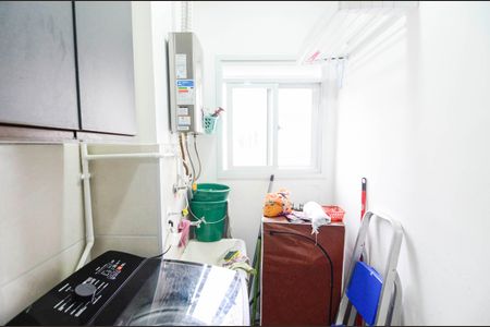 Apartamento à venda com 44m², 2 quartos e 1 vaga Apartamento à venda com 44m², 2 quartos e 1 vagaCozinha e Área de Serviço