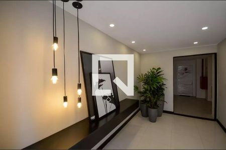 Apartamento à venda com 44m², 2 quartos e 1 vaga Apartamento à venda com 44m², 2 quartos e 1 vagaHall