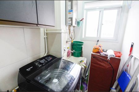 Apartamento à venda com 44m², 2 quartos e 1 vaga Apartamento à venda com 44m², 2 quartos e 1 vagaCozinha e Área de Serviço