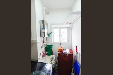 Apartamento à venda com 44m², 2 quartos e 1 vaga Apartamento à venda com 44m², 2 quartos e 1 vagaCozinha e Área de Serviço