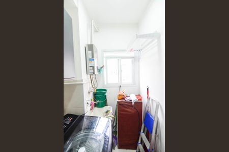 Apartamento à venda com 44m², 2 quartos e 1 vaga Apartamento à venda com 44m², 2 quartos e 1 vagaCozinha e Área de Serviço