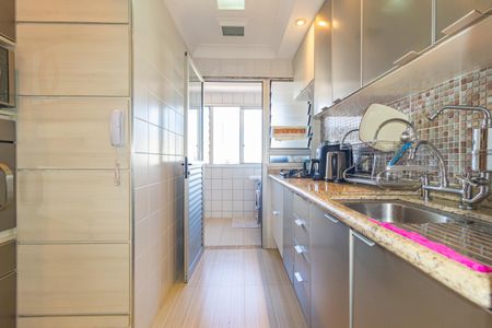 Apartamento para alugar com 101m², 3 quartos e 2 vagas Apartamento para alugar com 101m², 3 quartos e 2 vagasCozinha