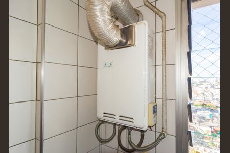 Apartamento para alugar com 101m², 3 quartos e 2 vagas Apartamento para alugar com 101m², 3 quartos e 2 vagasDetalhe - Área de Serviço