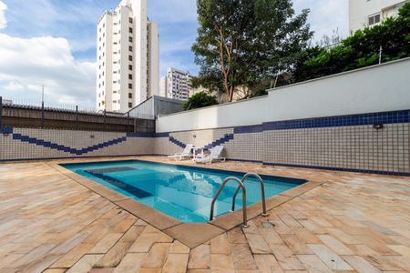 Apartamento para alugar com 101m², 3 quartos e 2 vagas Apartamento para alugar com 101m², 3 quartos e 2 vagasPiscina