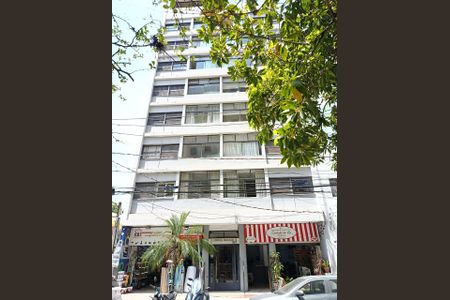 Apartamento à venda com 65m², 1 quarto e sem vaga Apartamento à venda com 65m², 1 quarto e sem vagaFachada