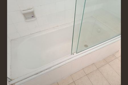 Apartamento à venda com 65m², 1 quarto e sem vaga Apartamento à venda com 65m², 1 quarto e sem vagaBanheiro