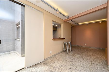 Sala de apartamento à venda com 3 quartos, 142m² em Funcionários, Belo Horizonte