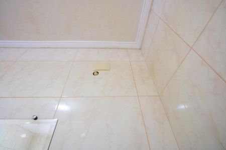 Apartamento à venda com 91m², 3 quartos e 2 vagas Apartamento à venda com 91m², 3 quartos e 2 vagasBanheiro social