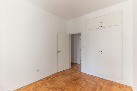 Apartamento à venda com 125m², 2 quartos e 1 vaga Apartamento à venda com 125m², 2 quartos e 1 vagaQuarto 2