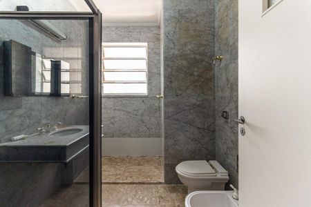 Apartamento à venda com 125m², 2 quartos e 1 vaga Apartamento à venda com 125m², 2 quartos e 1 vagaBanheiro