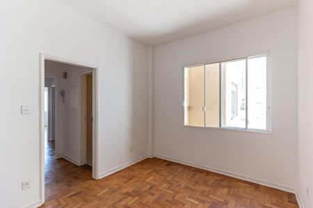 Apartamento à venda com 125m², 2 quartos e 1 vaga Apartamento à venda com 125m², 2 quartos e 1 vagaSala de Jantar