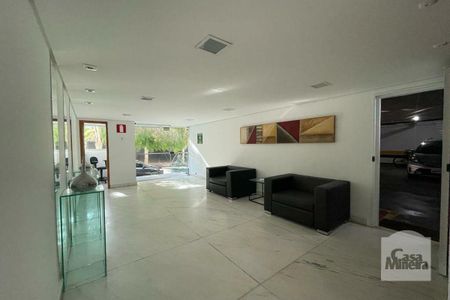 Apartamento à venda com 79m², 3 quartos e 2 vagasHall social