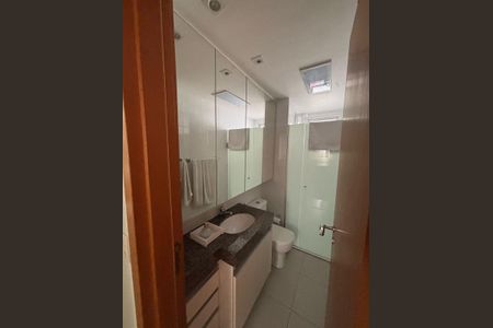 Apartamento à venda com 79m², 3 quartos e 2 vagasBanheiro da Suíte