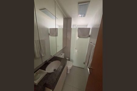 Apartamento à venda com 79m², 3 quartos e 2 vagasBanheiro da Suíte
