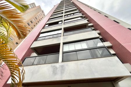 Apartamento à venda com 110m², 3 quartos e 3 vagasFachada