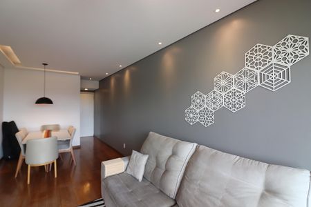 Apartamento à venda com 72m², 2 quartos e 1 vagaSala