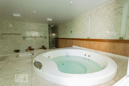 Apartamento à venda com 74m², 3 quartos e 1 vagaÁrea comum