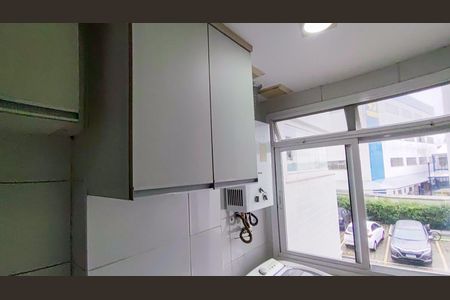 Apartamento à venda com 74m², 3 quartos e 1 vagaÁrea de Serviço