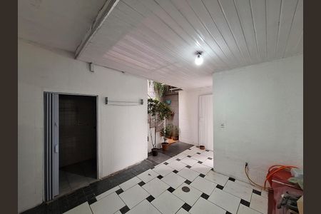 Casa à venda com 123m², 2 quartos e 1 vagaÁrea de Serviço