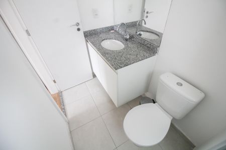Apartamento à venda com 62m², 2 quartos e 2 vagas Apartamento à venda com 62m², 2 quartos e 2 vagasBanheiro da Suíte