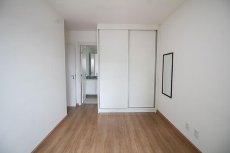 Apartamento à venda com 62m², 2 quartos e 2 vagas Apartamento à venda com 62m², 2 quartos e 2 vagasSuíte