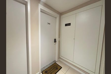 Apartamento à venda com 62m², 2 quartos e 2 vagas Apartamento à venda com 62m², 2 quartos e 2 vagasEntrada