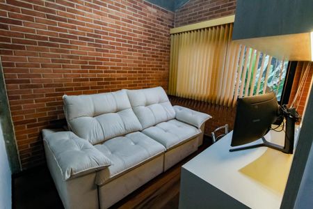 Casa à venda com 350m², 3 quartos e 4 vagas Casa à venda com 350m², 3 quartos e 4 vagasSala 3