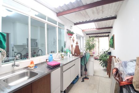 Casa à venda com 212m², 5 quartos e 4 vagasÁrea de Serviço