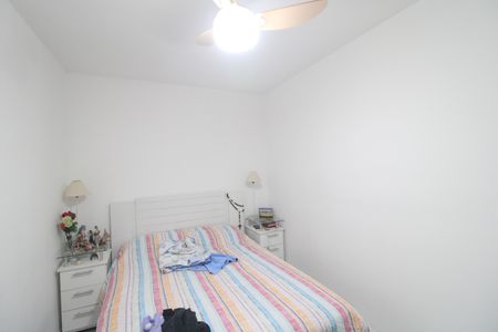 Casa à venda com 212m², 5 quartos e 4 vagasQuarto 2