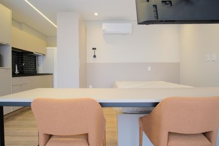 Studio de kitnet/studio para alugar com 1 quarto, 38m² em Vila Gomes Cardim, São Paulo