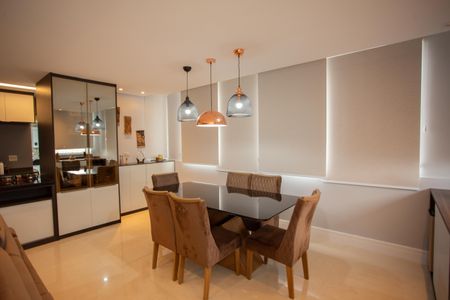 Apartamento para alugar com 110m², 2 quartos e 2 vagasSala