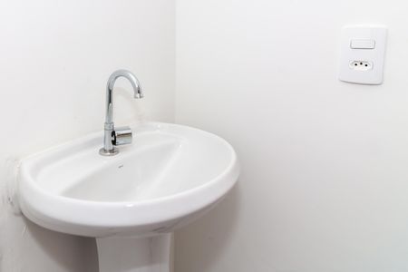 Apartamento à venda com 34m², 2 quartos e sem vagaBanheiro