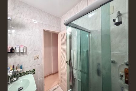 Apartamento à venda com 40m², 1 quarto e sem vagaBanheiro social