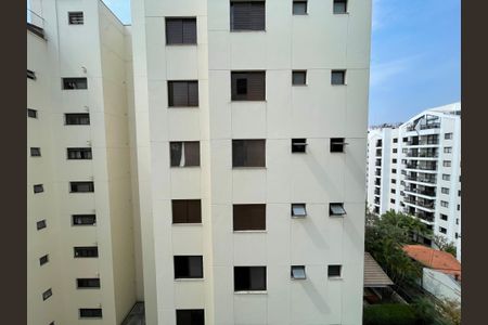 Apartamento à venda com 120m², 3 quartos e 3 vagas Apartamento à venda com 120m², 3 quartos e 3 vagasVista do Quarto 3