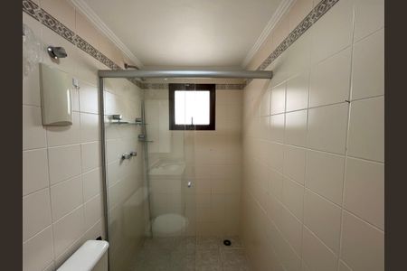 Apartamento à venda com 120m², 3 quartos e 3 vagas Apartamento à venda com 120m², 3 quartos e 3 vagasBanheiro do Quarto 2