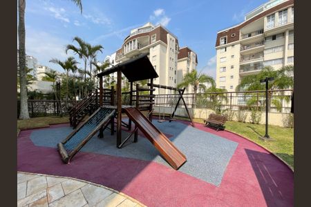 Apartamento à venda com 120m², 3 quartos e 3 vagas Apartamento à venda com 120m², 3 quartos e 3 vagasÁrea comum - Playground
