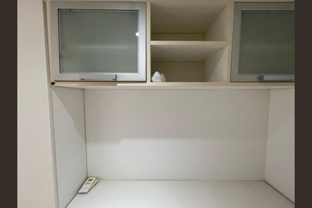 Apartamento à venda com 120m², 3 quartos e 3 vagas Apartamento à venda com 120m², 3 quartos e 3 vagasEscritório