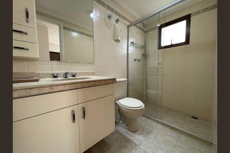 Apartamento à venda com 120m², 3 quartos e 3 vagas Apartamento à venda com 120m², 3 quartos e 3 vagasBanheiro do Quarto 2