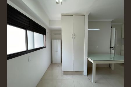 Apartamento à venda com 120m², 3 quartos e 3 vagas Apartamento à venda com 120m², 3 quartos e 3 vagasÁrea de Serviço